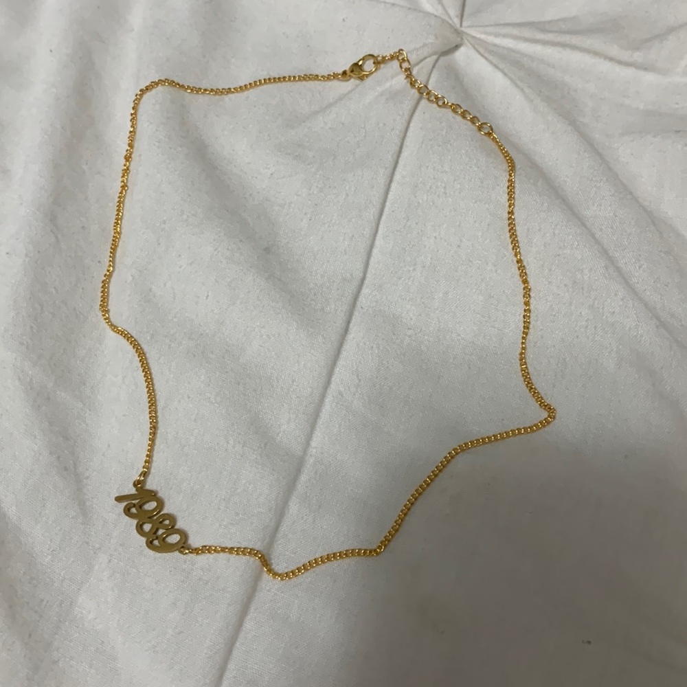 Taylor Swift 1989 Necklace!!